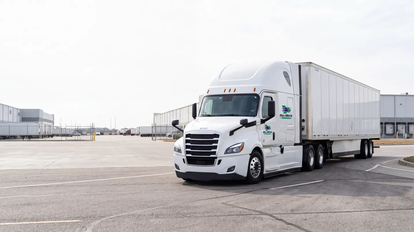 MaxMove LLC truck